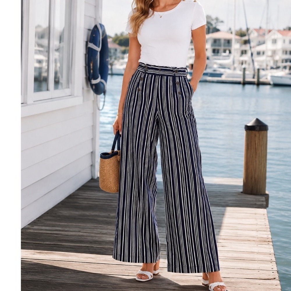 Robert Louis Pants size Small Wide Leg Blue white Striped Pull On Women